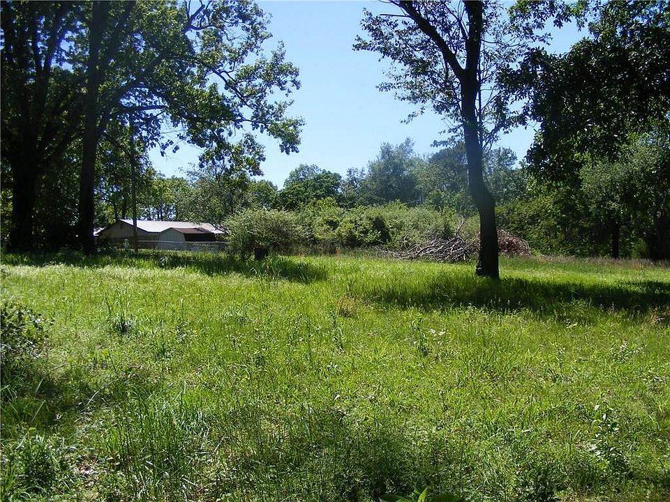 2nd image of Peterson Ln