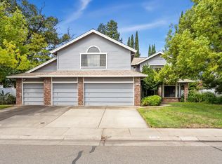 9508 Soaring Oaks Dr, Elk Grove, CA 95758