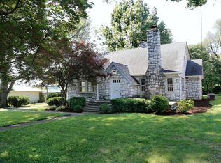 276 Montgomery Ave, Versailles, KY 40383