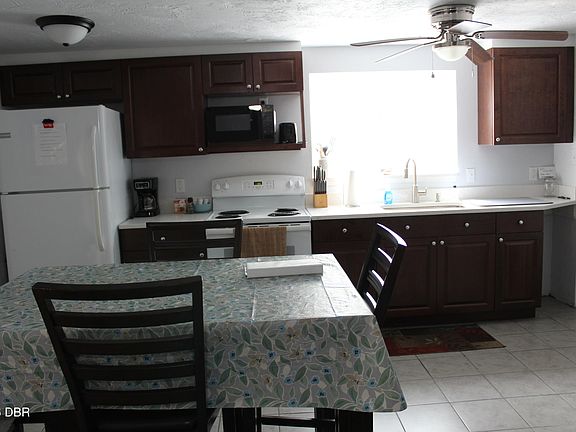 3rd image of 5294 S Ridgewood Ave
