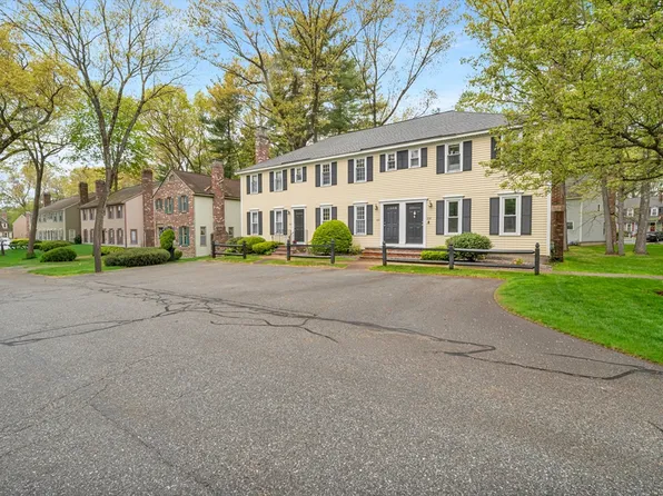 855 Wellman Ave #855, Chelmsford, MA 01824