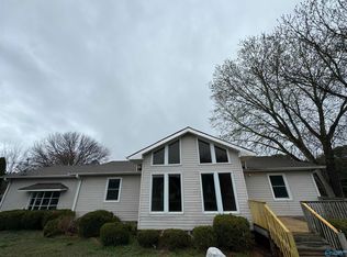 215 Hughes Rd, New Market, AL 35761