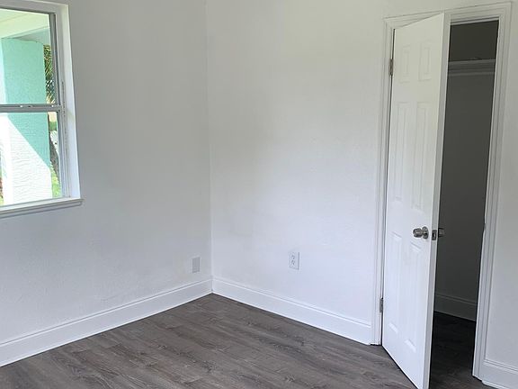 3rd image of 414 Jefferson Ave