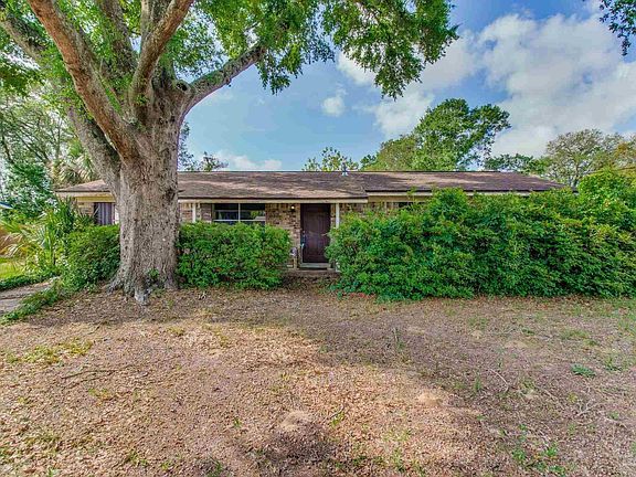 2nd image of 1601 Bakalane Ave