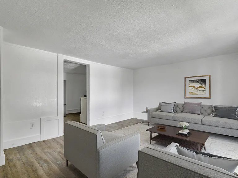 624 W Lapeer St #3 — Photo 2