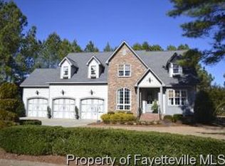 808 Bagpipe Ct, Fayetteville, NC 28312