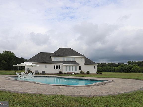 5th image of 6445-60 Foot Rd