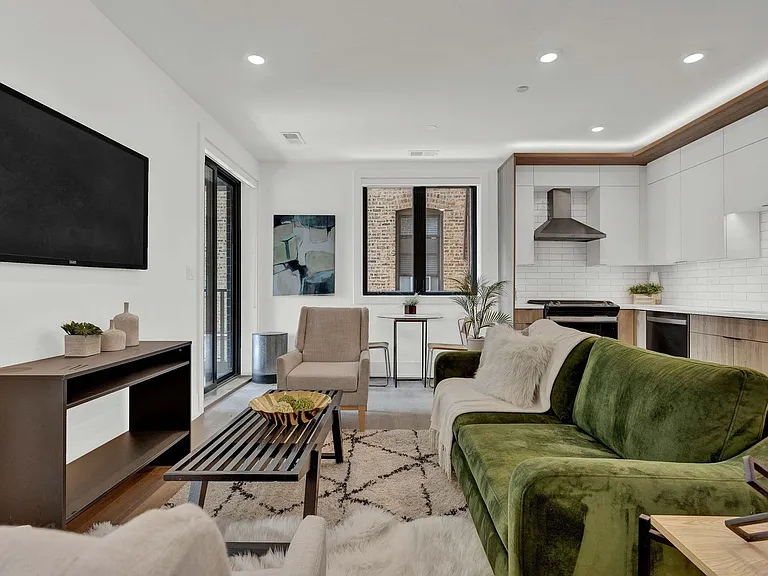 1613 W Belmont Ave, Chicago, IL — Photo 34