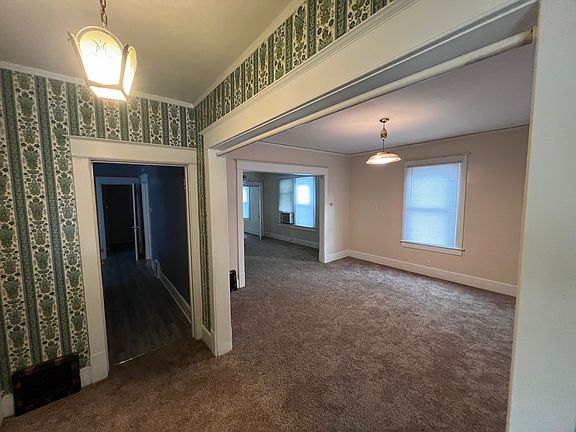 Entry foyer to Living Room