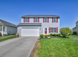 6730 High Perch Dr, North Ridgeville, OH 44039