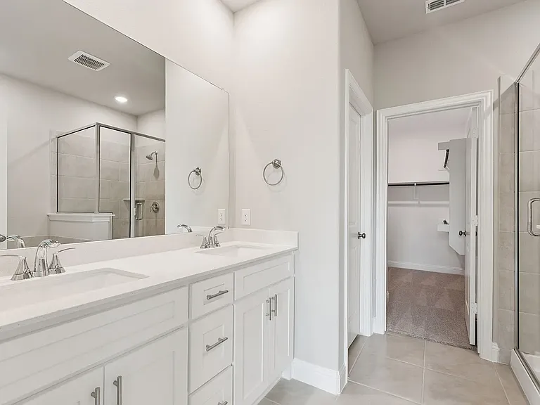 704 Santa Lucia Dr — Photo 11