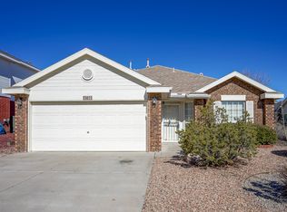 8015 Lyndsi Ave NW, Albuquerque, NM 87120
