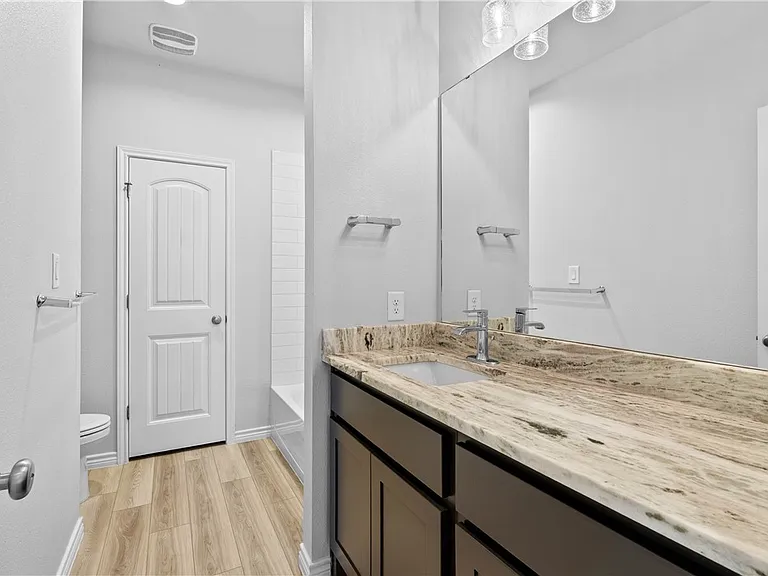7602 Stampede Dr — Photo 12