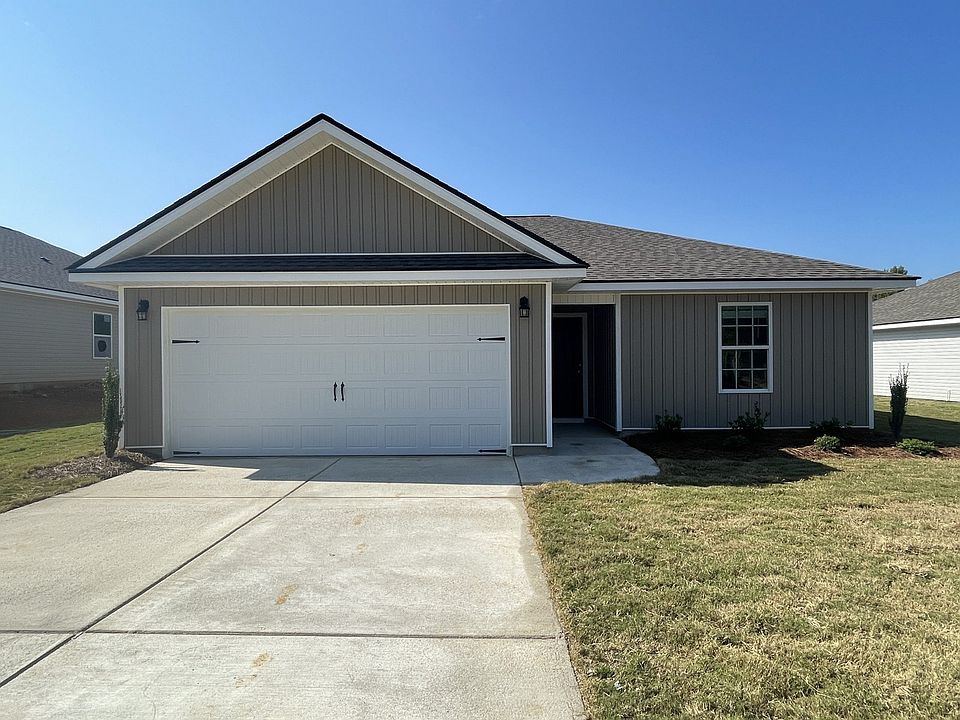 1st image of 110 Collins Ln #B