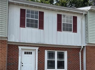 6020 Edgelake Dr, Virginia Beach, VA 23464