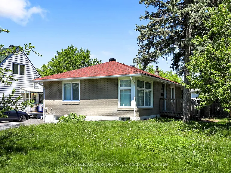 940 Brant St #LOWER — Photo 1