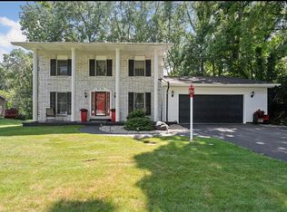 1777 Lochmoor Blvd, Jackson, MI 49201