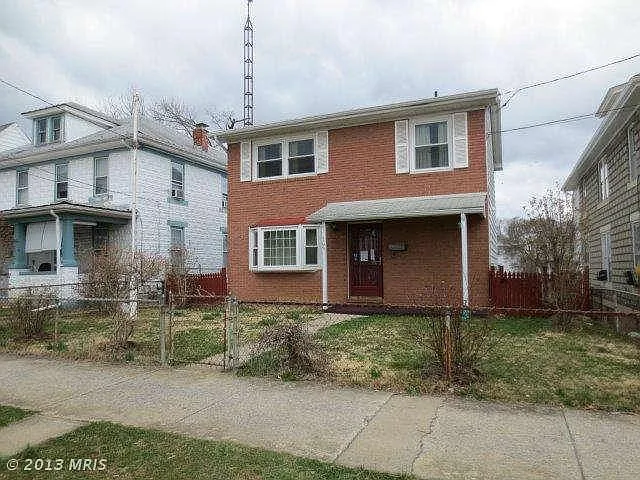 309 S Rosemont Ave photo 1