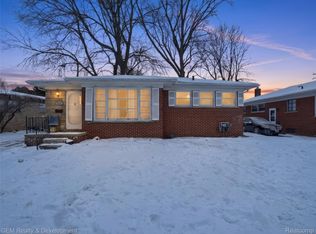 9174 Arnold, Redford, MI 48239