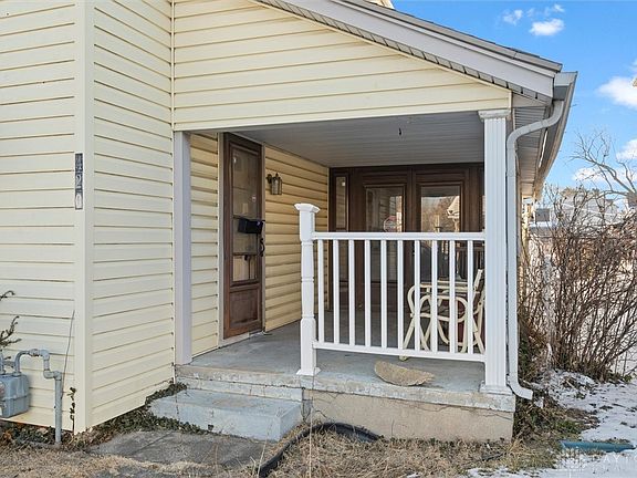 3rd image of 420 Boltin St