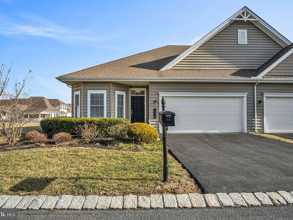 1st image of 238 Colonial Dr