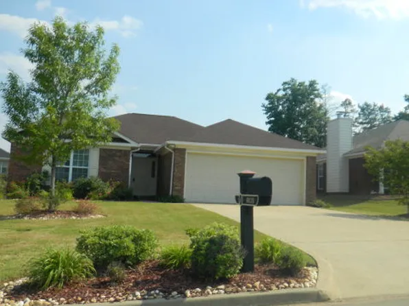 8028 Garrett Pines Dr, Midland, GA 31820