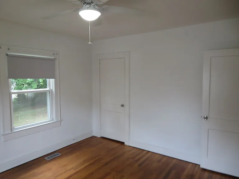 815 Floral Ave — Photo 10