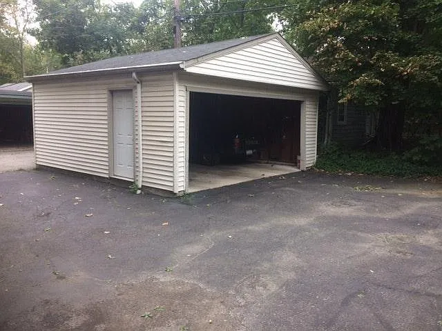 2119 Stillman Rd #1A — Photo 22