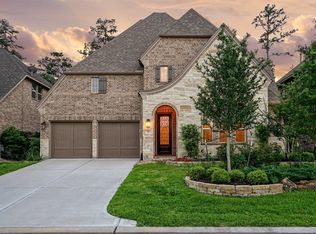 15 E Twin Ponds Ct, The Woodlands, TX 77375