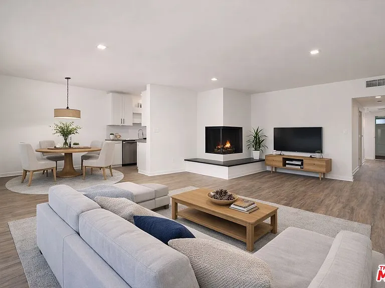 6467 Sycamore Meadows Dr — Photo 4
