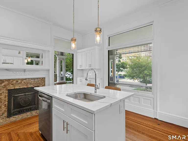 131 Dwight St #1 — Photo 8
