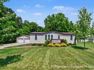 618 E Benton St, Greenville, MI 48838