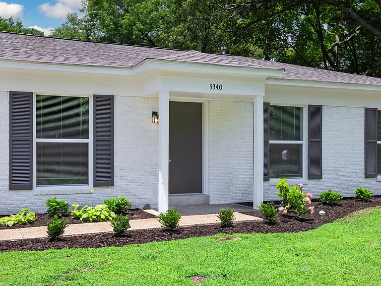 5340 Lakeview Cv — Photo 13