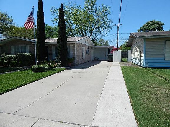 2nd image of 4601 Larkspur Ln