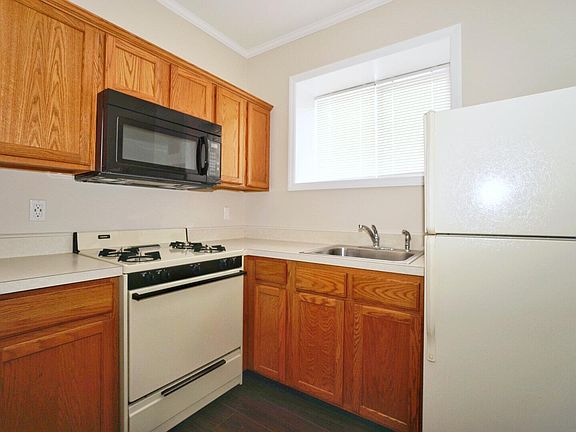 4th image of 188 Vineland Ave