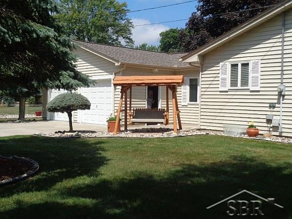 4th image of 2639 Luella Ave