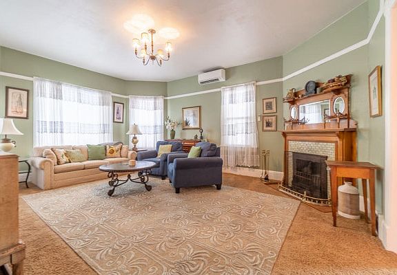 3rd image of 540 W 2nd St #2