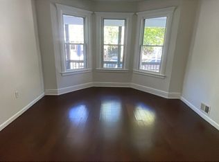 120 S 7th St FLOOR 1, Newark, NJ 07107
