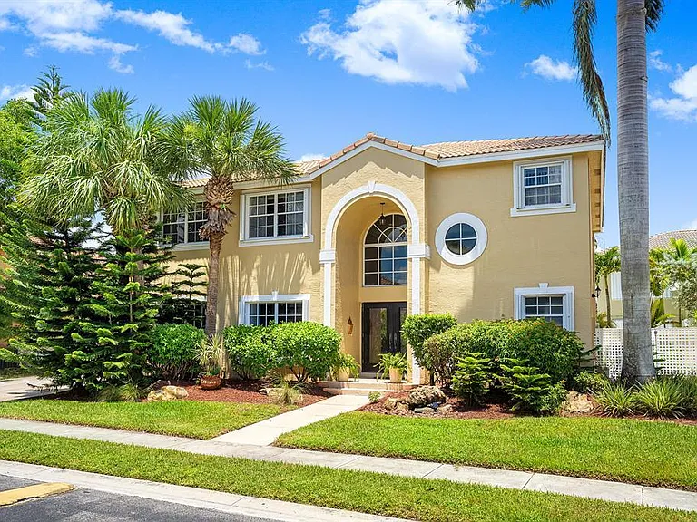 10627 Wheelhouse Cir — Photo 1