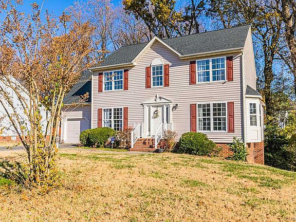 2nd image of 7904 Gardenwood Ct