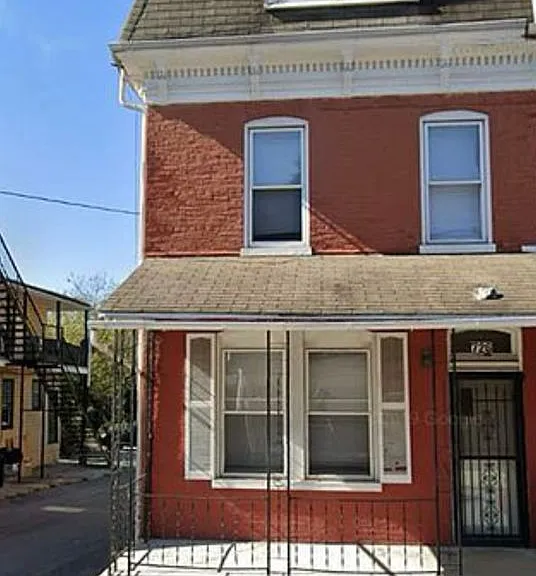 726 Cleveland Ave — Photo 1