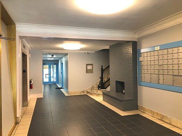 2nd image of 475 Commonwealth Ave APT 305