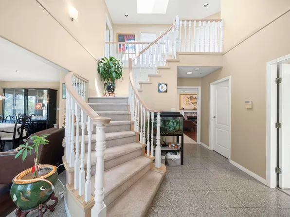 3838 Penticton St, Vancouver, BC V5R 6A1