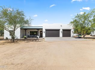 49826 N 21st Dr, New River, AZ 85087