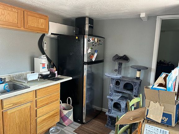 4th image of 1740 Murphy Ln #A