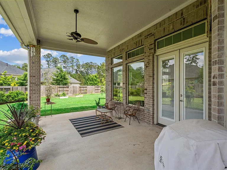 122 Coral Bells Ct — Photo 31