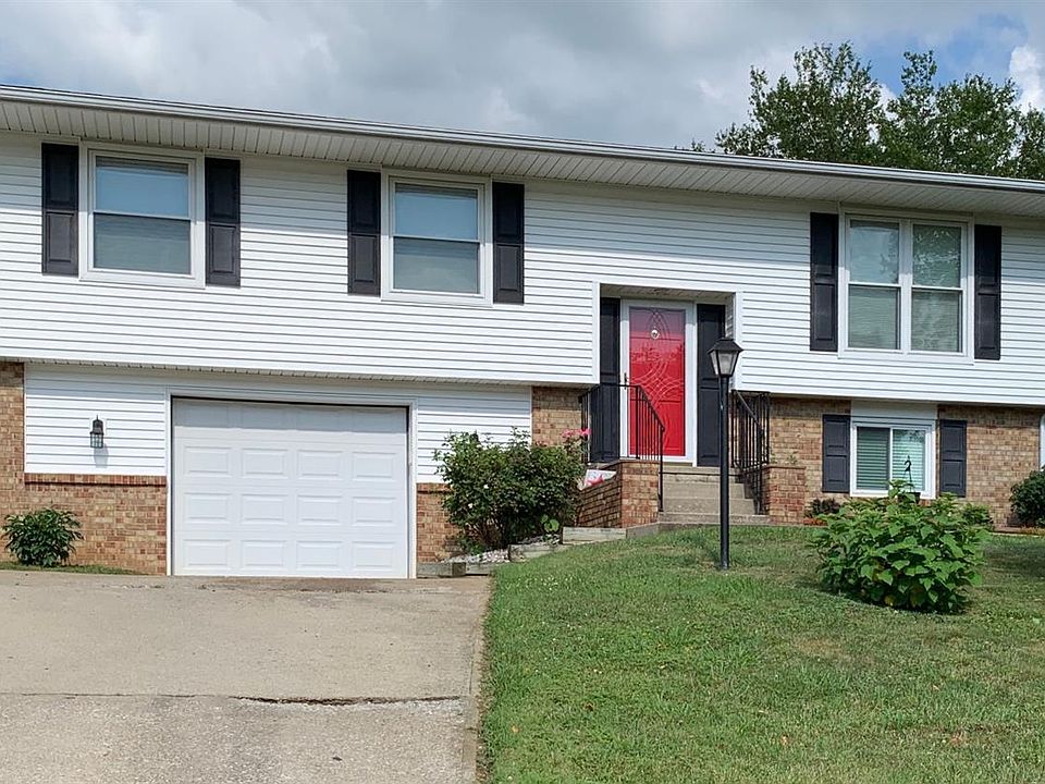 1st image of 521 Garden Springs Dr