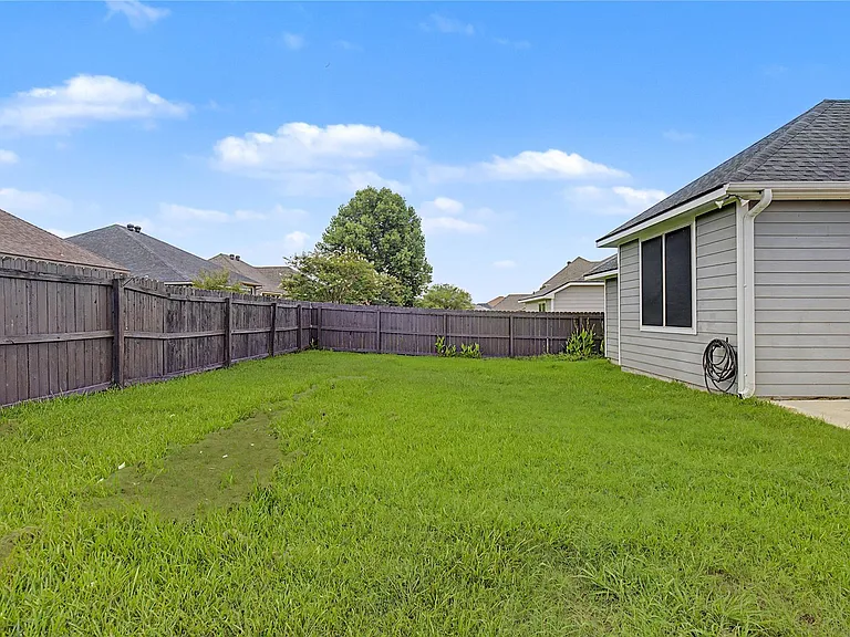 2134 Markley Dr — Photo 23