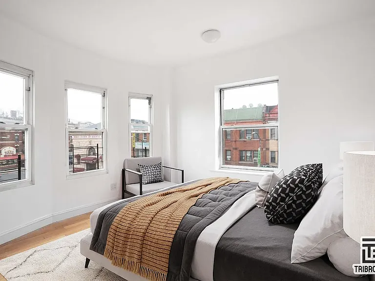 2165 Clarendon Rd #2L — Photo 5