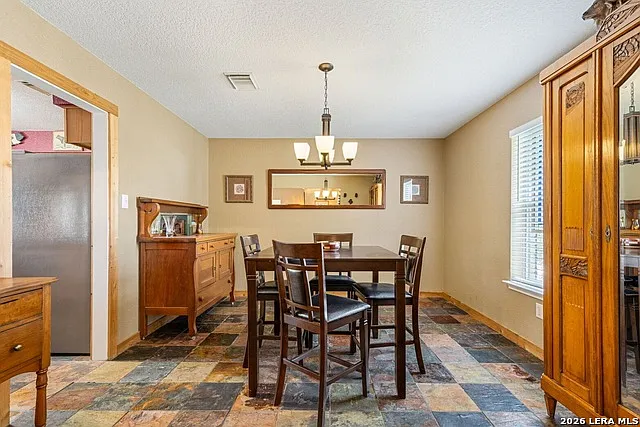 1106 Amanda — Photo 2